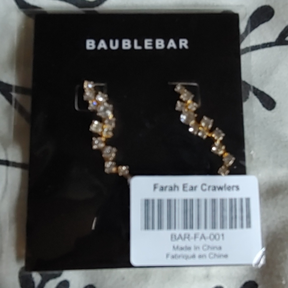 NIB Bauble Bar Farah ear crawlers